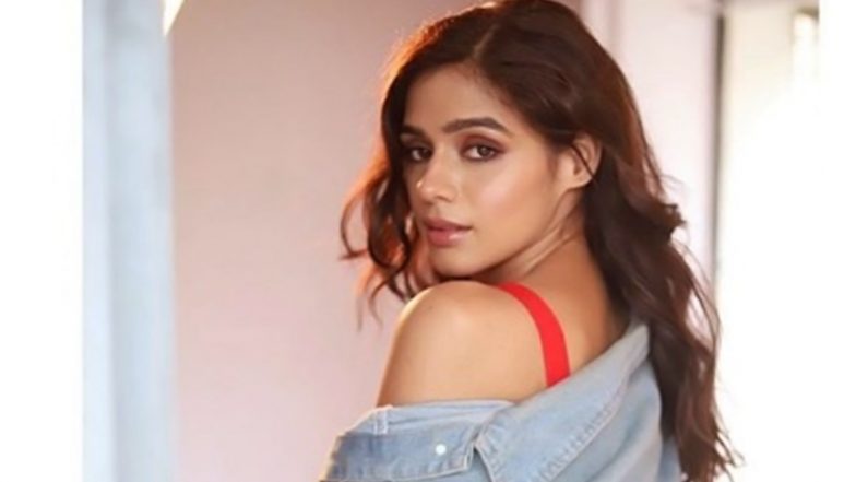Pranati Rai Prakash Gets Stranded In Mumbai As Her Flights Back Home to New Delhi Get Cancelled