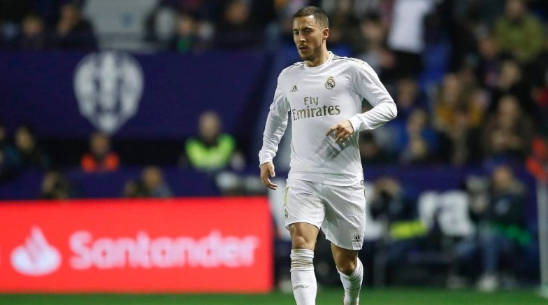 Eden Hazard Gives Fans Injury Scare After Sitting With Ice Strapped on Right Ankle in La Liga Match