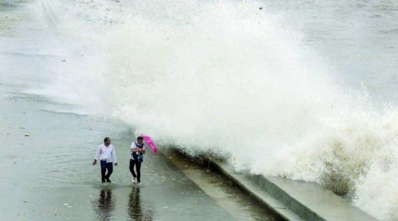 IMD Says Cyclone Nisarga May Cross Harihareshwar in Maharashtra and Daman Coast on June 3