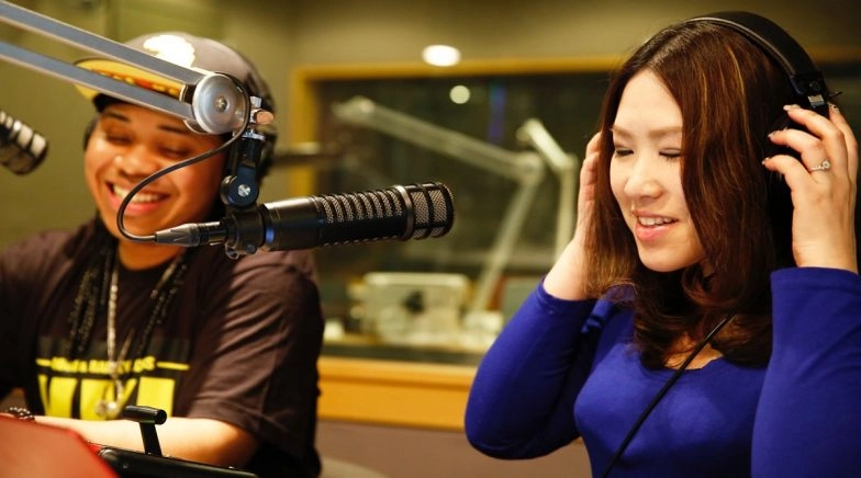 R2 RADIO, From Japan to the World