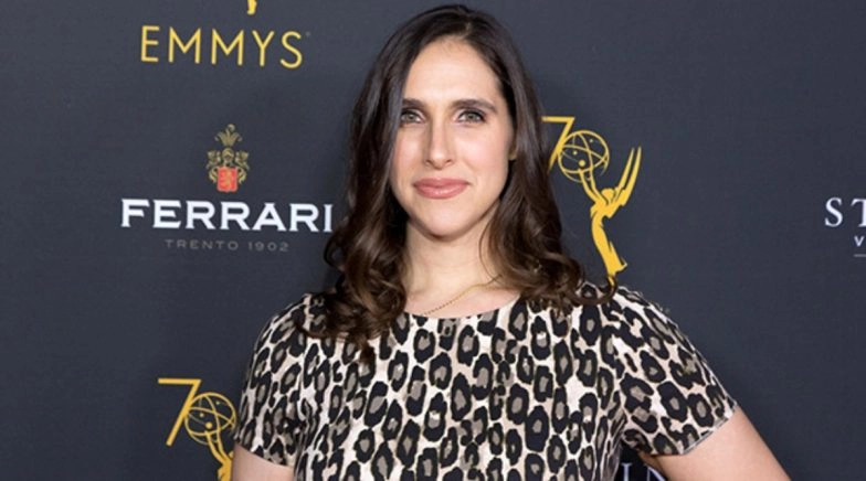 Megan Amram Apologises for Offensive Tweets Posted in the Past 