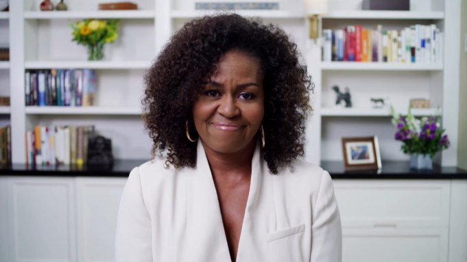 Michelle Obama Quotes From 'Dear Class of 2020' YouTube Originals: Former First Lady’s Thoughts on Life, Honesty & Compassion Amid George Floyd Death Protests and Black Lives Matter Movement Go Viral