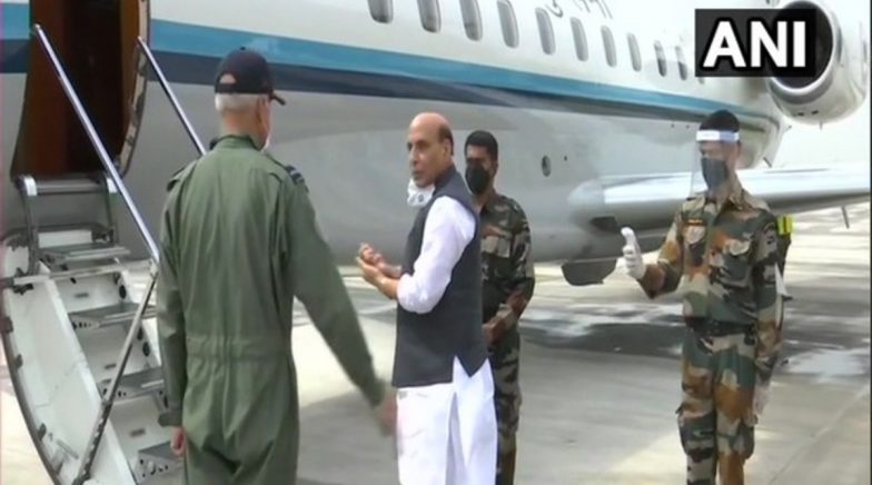Rajnath Singh to Seek Equipment for Su-30 Fighter Jets, T-90 Tanks, Warships Urgently from Russia