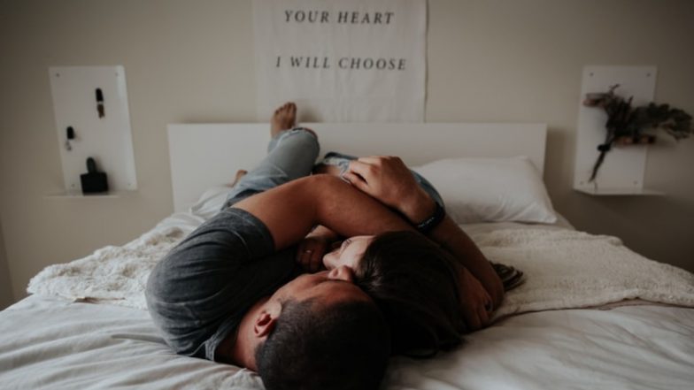 Common Sex Queries: 'Is Withdrawal Method Really Effective?', 'Can Oral Sex Make You Pregnant?' & Other Questions Answered