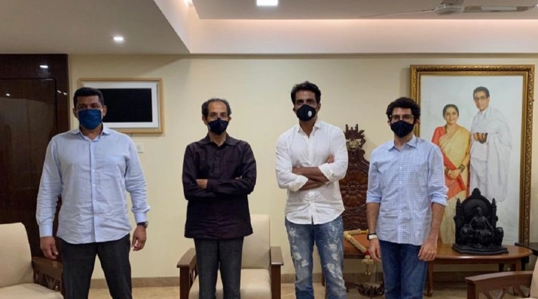 Sonu Sood Meets Maharashtra CM Uddhav Thackeray, Son Aaditya Hours After Saamna Attack