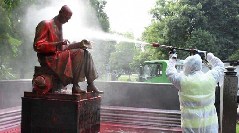 Italian Journalist Indro Montanelli's Statue Defaced, Tagged With Words 'Racist', 'Rapist'
