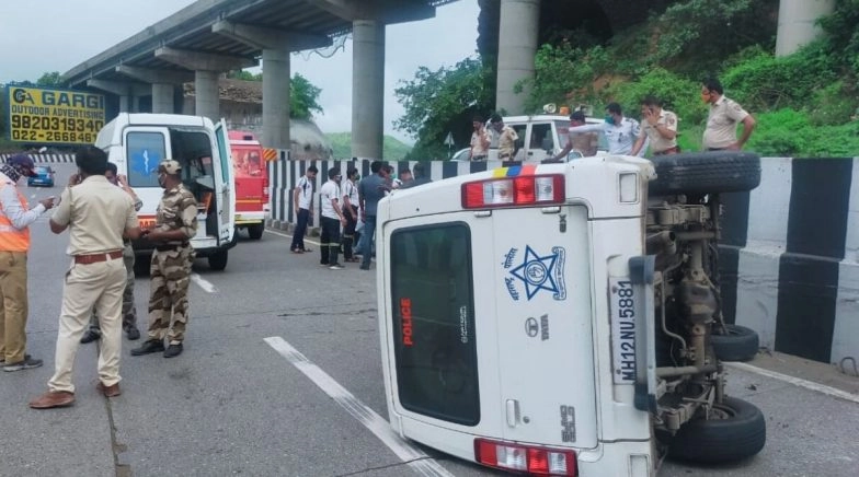 Vehicle in Sharad Pawar's Convoy Overturns on Mumbai-Pune Expressway