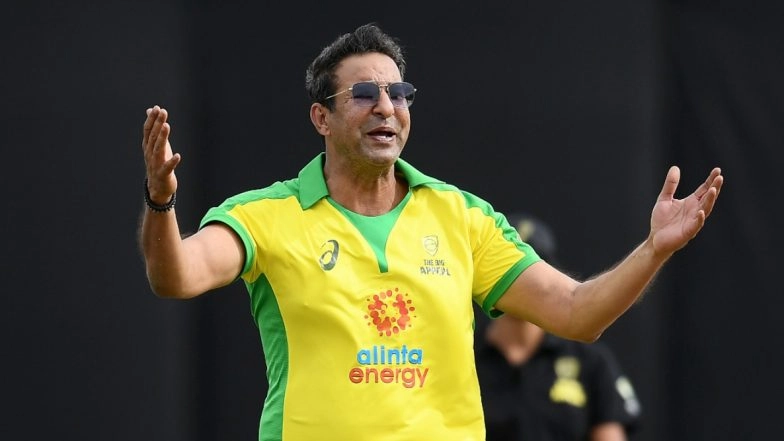 Wasim Akram Gives Fitting Reply to Internet Trolls, Says ‘I Feel for You’ (Watch Video)