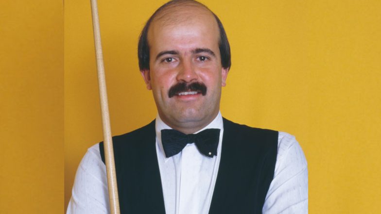 Willie Thorne, Former English Snooker Star, Passes Away