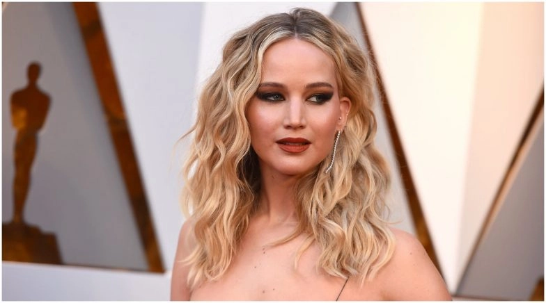 Jennifer Lawrence Joins Twitter 