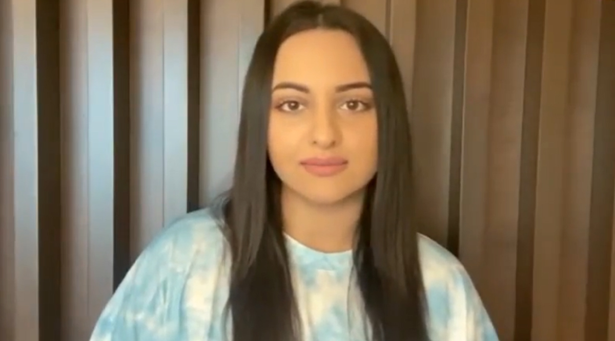 Bollywood News Sonakshi Sinha Says Ab Bas To Trolls With Full Stop To Cyber Bullying