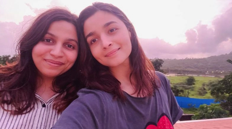 Alia Bhatt Shares  a Gorgeous Snap As She Enjoys 'Pink Sunset' With Sister Shaheen Bhatt!