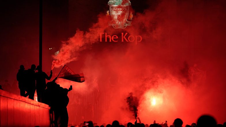 Liverpool Fans Gather Outside Anfield in Large Numbers to Celebrate EPL 2019&ndash;20 Title Lift