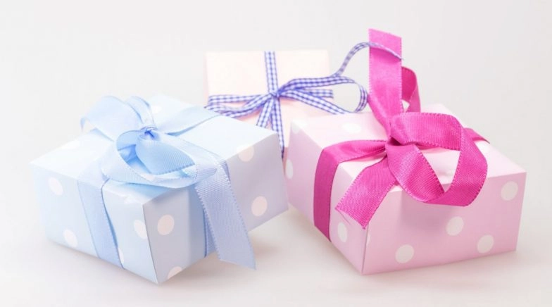 International Day of Friendship 2020 Last-Minute Gift Ideas For Everyone in Your Group