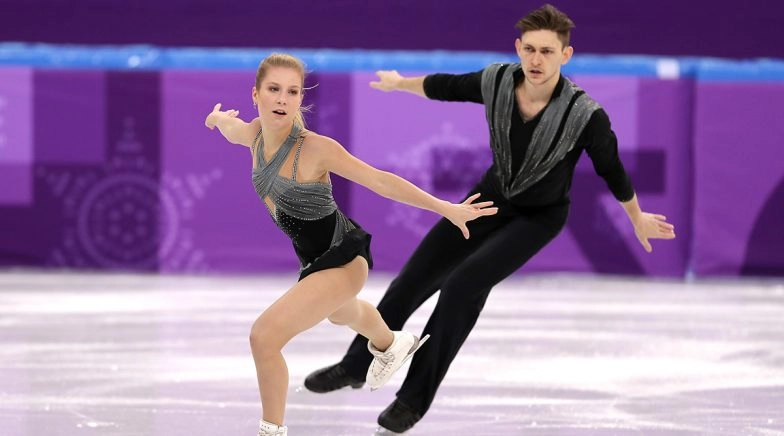 Olympic Figure Skater Ekaterina Alexandrovskaya, 20, Dies in Moscow