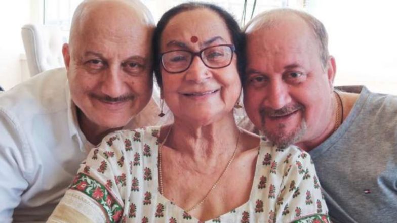 Anupam Kher's Mother, Brother, Sister-in-Law and Niece Test Positive for COVID-19, the Actor Confirms He Has Tested Negative (Read Tweet)