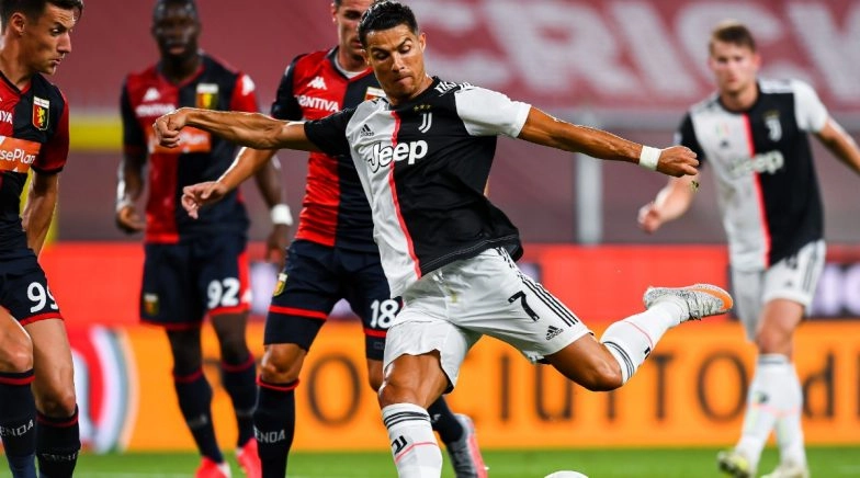 Cristiano Ronaldo Rocket Keeps Champions on Course for Record Ninth Consecutive League Title