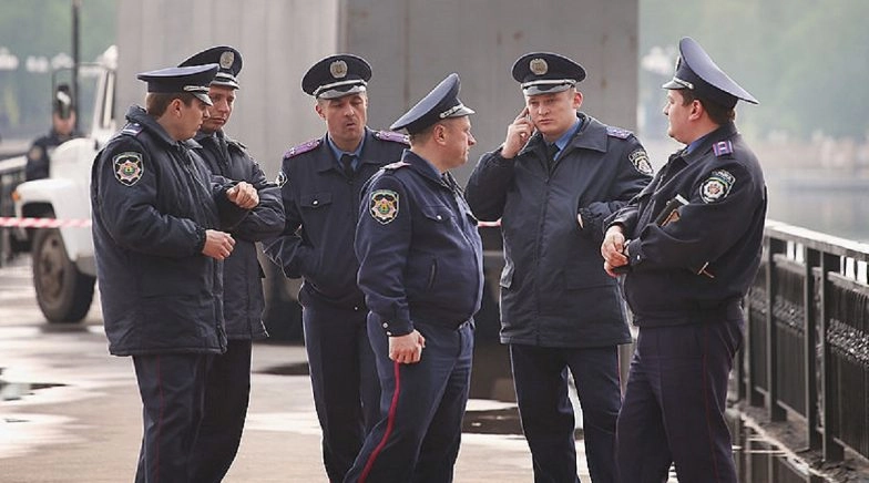 Ukraine: Armed Man Seizes Bus With Around 20 Hostages in Northwestern City of Lutsk, Say Police