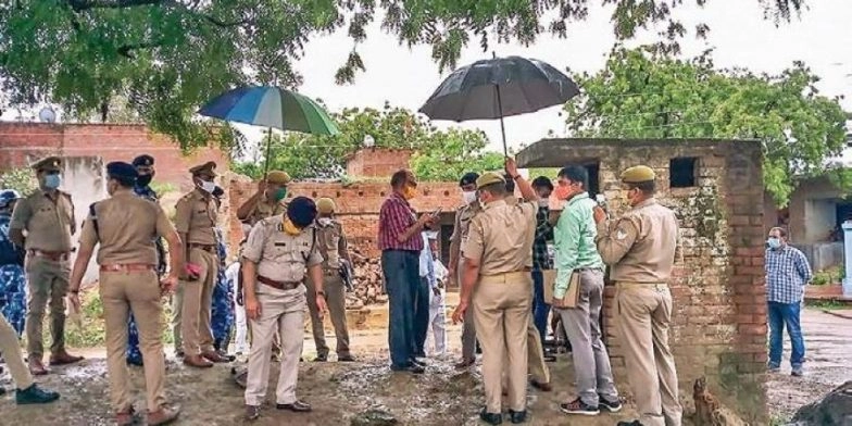 Kanpur Encounter Case: UP Police Arrest Vikas Dubey's Aides Jaykant Vajpayee and Prashant Shukla