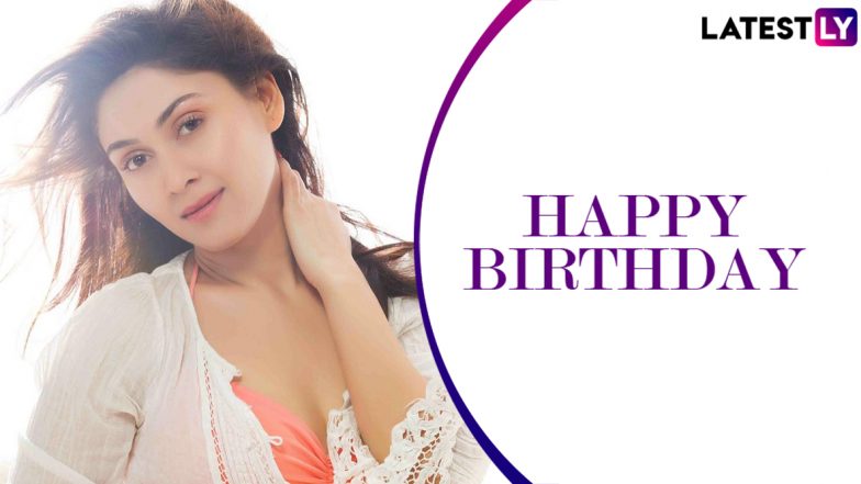 Manjari Fadnnis Birthday Special: 10 Charming Pictures of the Actress that Deserve Your Attention Right Away