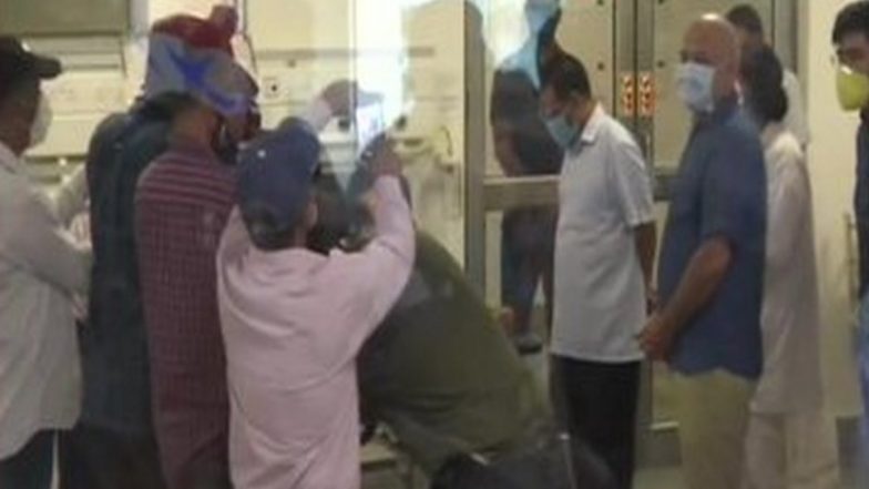 COVID-19: Experts Explain How Delhi Plasma Bank Will Function; Who Can Donate and Who Can't