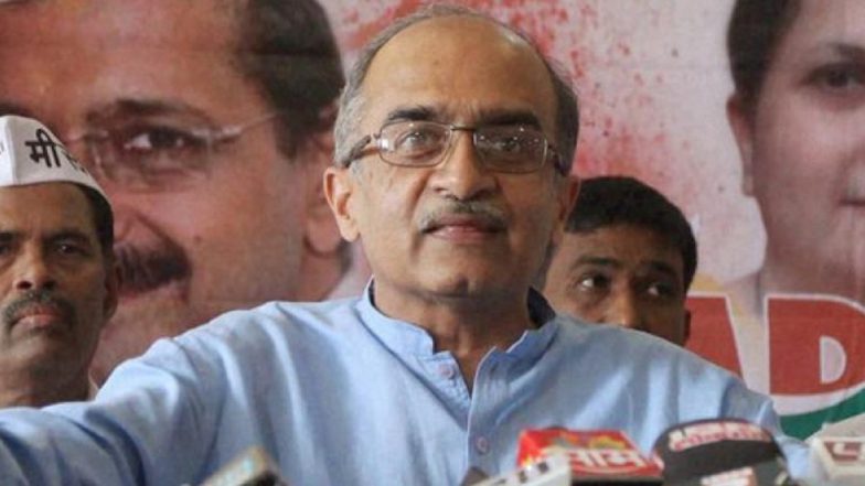SC Reserves Order in Prashant Bhushan's Contempt of Court Case, Advocate Dushyant Dave Says Judges Can't Claim to be 'Infallible'