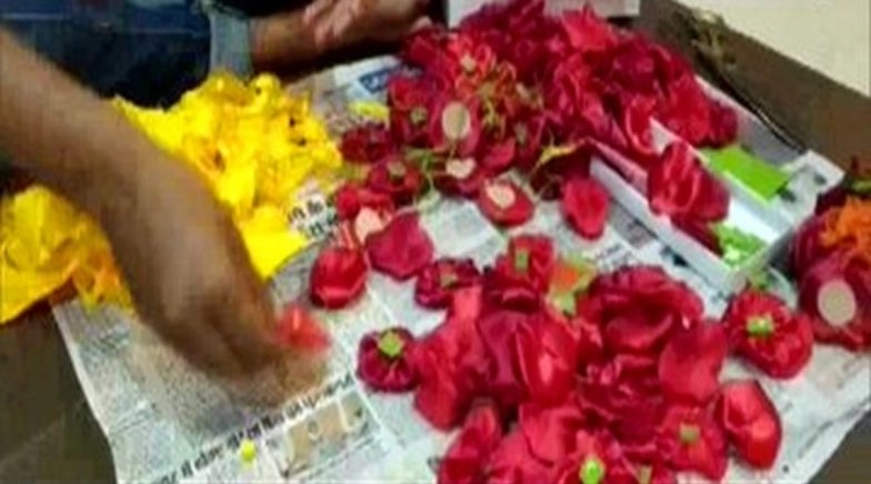 Tribal Artists Make Traditional Rakhis in Jharkhand, Urge People to Prefer 'desi' Rakhis Over Chinese Ones
