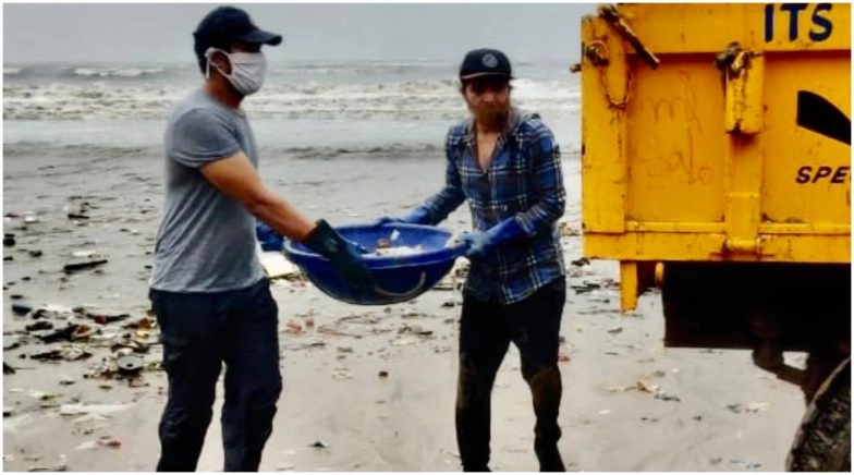 Randeep Hooda Cleans up a Mumbai Beach After Heavy Rainfall (See Pics)