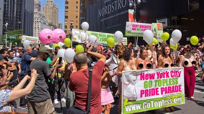 Go Topless Day 2020: Powerful Photos of Women Baring Breasts for Gender Equality From Previous Editions of Topless Day Rallies and Parades