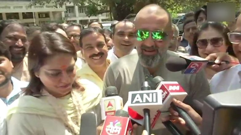 Sanjay Dutt Admitted To Lilavati Hospital After Complaining Of Breathlessness; Reports Claim He is COVID-19 Negative