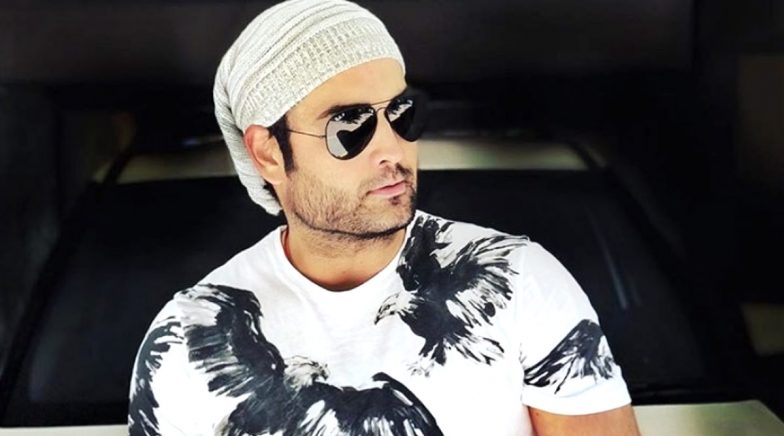 Vivian Dsens Pulls Up A Fake Account In His Name For Manipulating His Fans