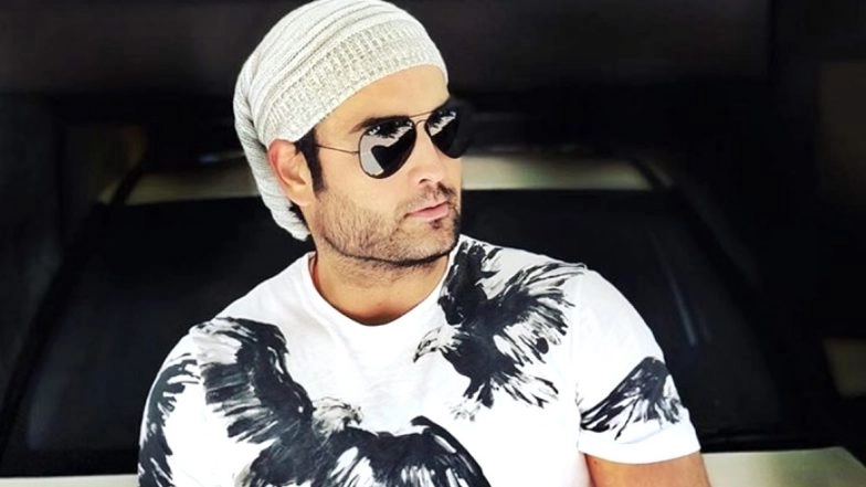 Vivian Dsena Slams A Fake Twitter Account For Manipulating His Fans; Says 'No Connection With These Fake People'