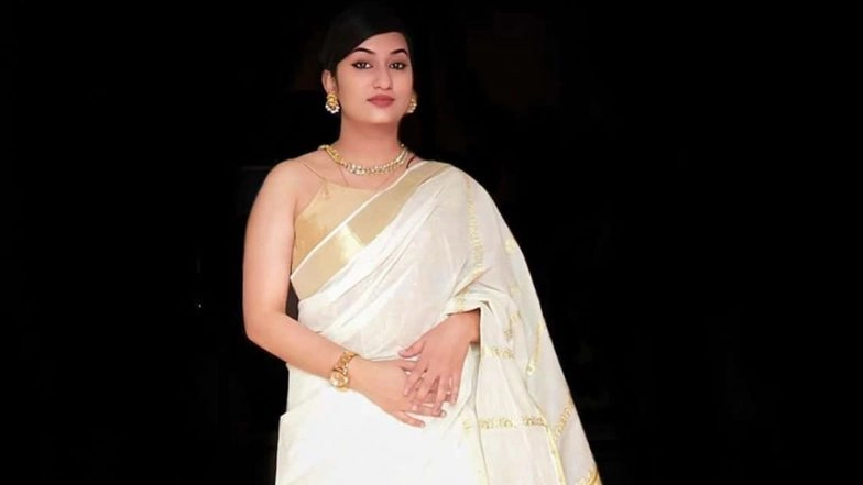 Onam 2020: Why Do Kerala Women Wear Traditional White and Gold Kasavu Saris? Ways to Style the Look for Thiruvonam