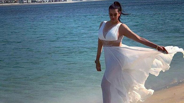 Trishala Dutt Birthday: 7 Hot Pictures Of Sanjay Dutt's Daughter That Will Make You Go Ooh La La!