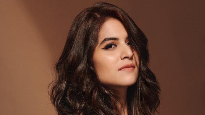 Bicchoo Ka Khel: Anshul Chauhan Co-Stars With Divyenndu Sharma in Crime Series