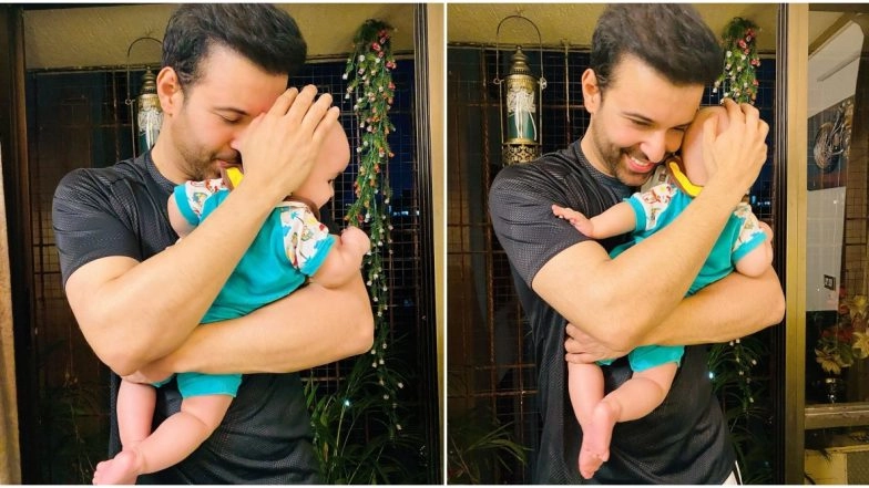 Aamir Ali Introduces Daughter Ayra Ali On Her First Birthday, Pens An Emotional Post Saying, 'My Chota Sa Jaan Kept Me and Strong' (View Pics)
