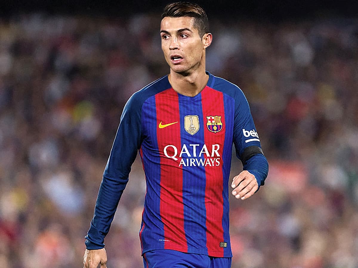 Ronaldo wearing store barcelona jersey