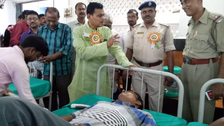Swapan Debnath, West Bengal Minister, Tests Corona Positive; Hospitalised