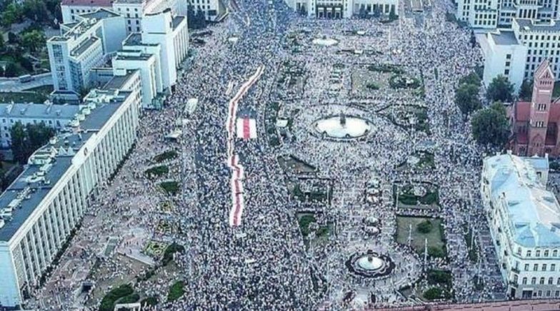 Tens of Thousands Gather in Central Minsk in Protest Against President Alexander Lukashenko