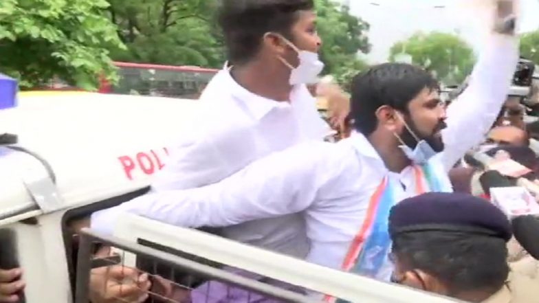 NEET And JEE 2020 Update: Congress Stages Protest Against Centre's Decision to Conduct Entrance Exams As Per Schedule; Ministers of 6 States Move SC