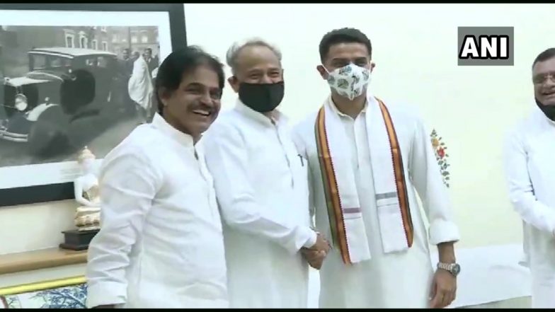 Sachin Pilot Meets Rajasthan CM Ashok Gehlot, Arrives at His Residence For Key CLP Meet; Watch Video