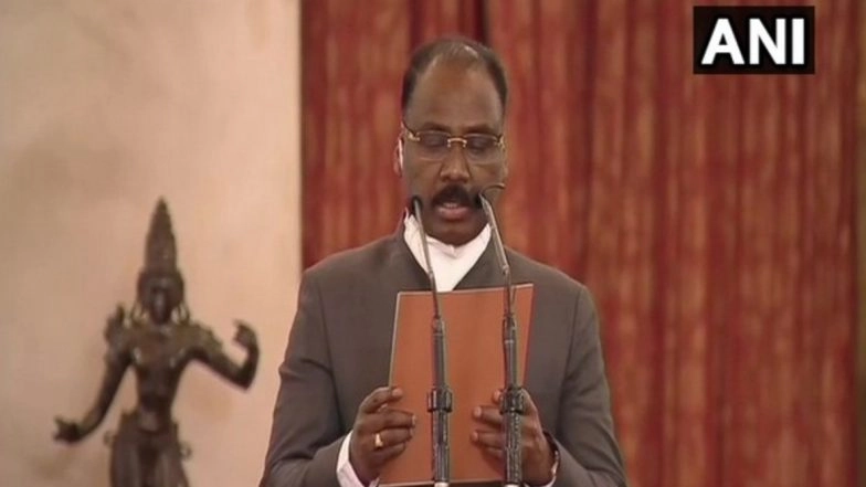 Girish Chandra Murmu, Former Jammu and Kashmir Lt Governor, Sworn in as CAG