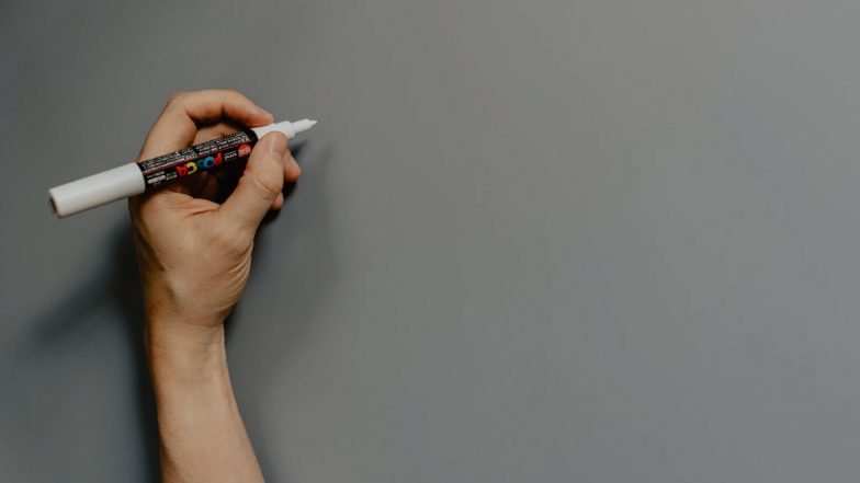 International Lefthanders Day 2020: Fascinating Facts About Lefties That Make Them So Rare Yet Special