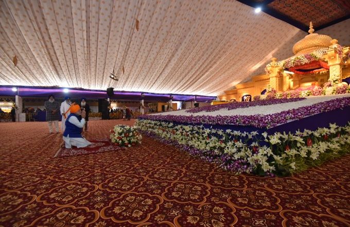 Guru Granth Sahib Parkash Purab 2020: PM Narendra Modi Extends Best Wishes, Says 'Sri Guru Granth Sahib Ji Illuminates Entire World With Its Pure Teachings'