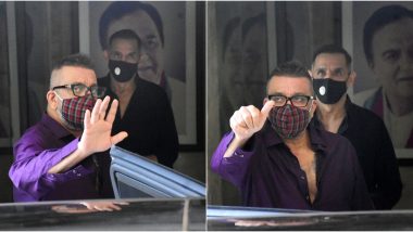 Sanjay Dutt Gets Discharged From Mumbai's Lilavati Hospital, Waves at the Paparazzi on Returning Home (View Pics)