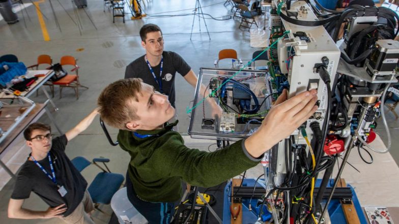 NASA Offers Rs 7.5 Lakh to Engineering Students to Help Them Harvest Water on Moon and Mars, Here's How to Apply