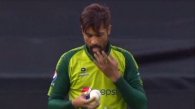 Mohammad Amir Uses Saliva on the Ball During ENG vs PAK 1st T20I 2020, Video Goes Viral!