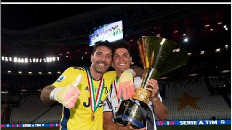 Cristiano Ronaldo Poses With Gianluigi Buffon After Winning Serie A 2019-20, Asks Fans to Guess the Number of Trophies The Youngsters Have