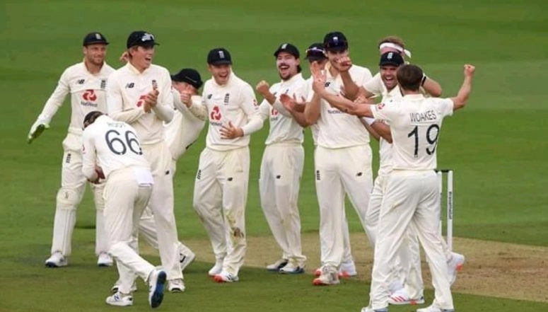 James Anderson and Co Dominate Against Visitors