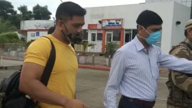 MS Dhoni Reaches Chennai for IPL 2020 To Join CSK Camp, Excited Trend #Dhoni, Share Pics and Videos
